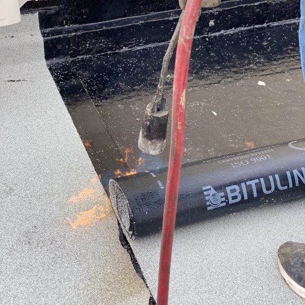 monosi taratsas me asfaltopana